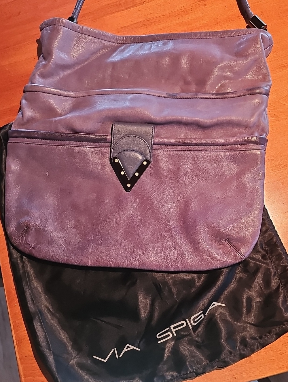 Via Spiga Purple Leather Shoulder Bag Stud Accent W/Inside Pocket Magnetic Close
